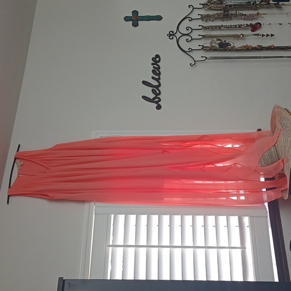 MICHAEL KORS Peachy Coral Chiffon-Like Sleeveless Feathery Flowy Hem Dress - Picture 3 of 10